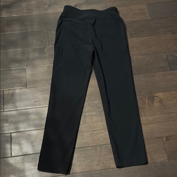 Mode DeVie Classic Black Women's dress Pants, size 8 - Picture 5 of 8